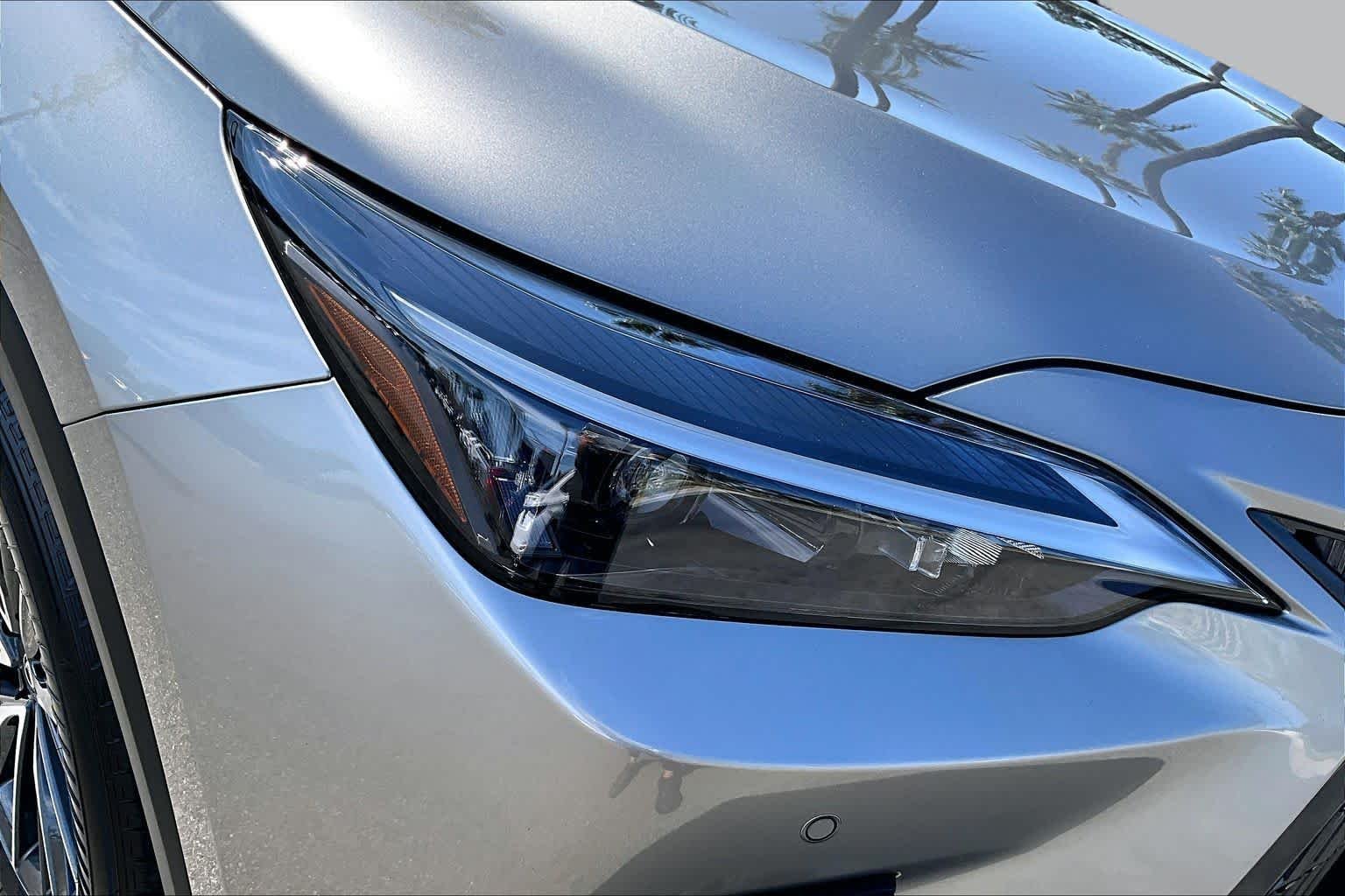 Certified Used 2025 Atomic Silver Lexus Premium image 26