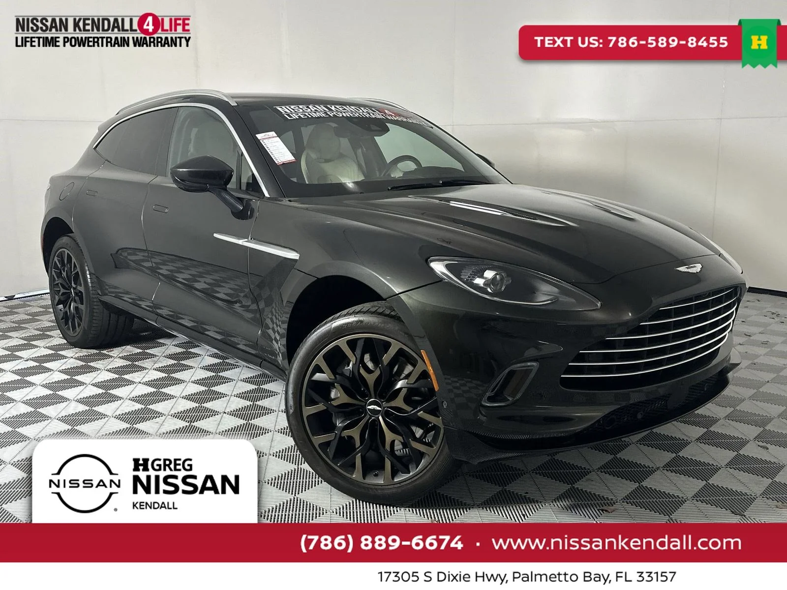 2021 Aston Martin DBX 4.0 V8 AWD's photo