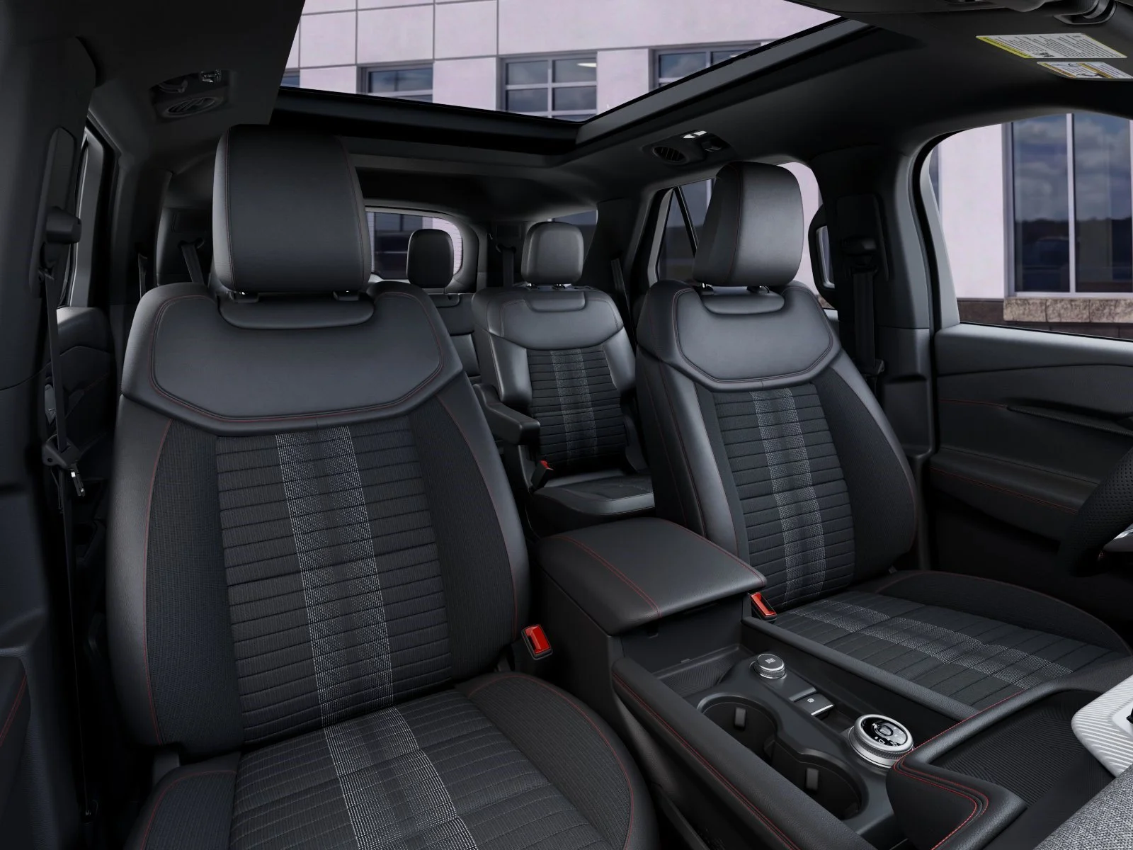 New 2027 Agate Black Metallic Ford ST-Line image 10