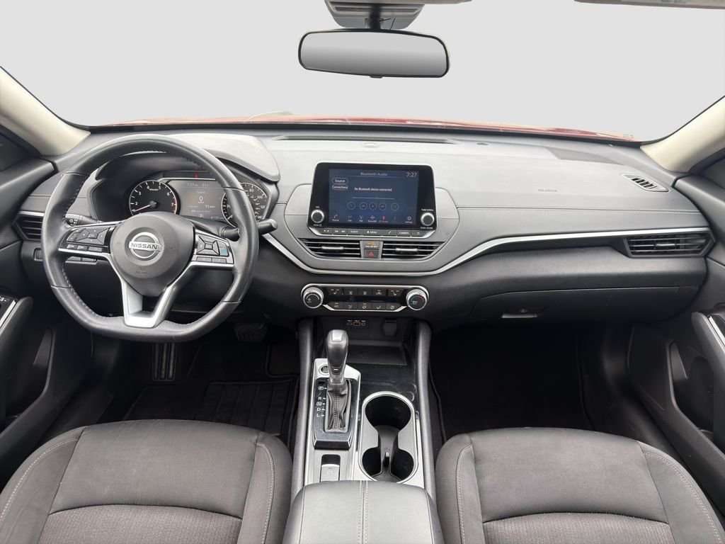 Used 2021 Red Nissan 2.5 SV image 14