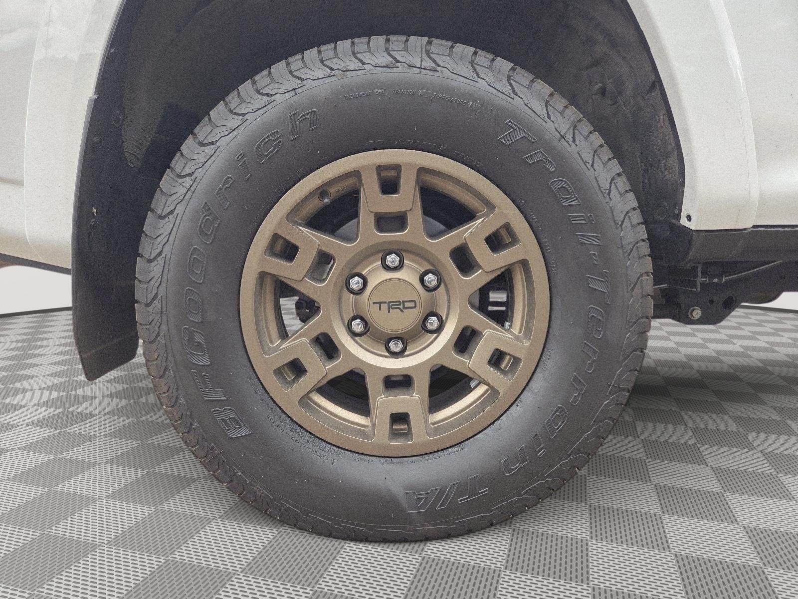 Certified Used 2023 Ice Cap Toyota SR5 image 13