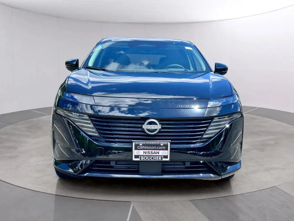 New 2026 Super Black Nissan Platinum image 8