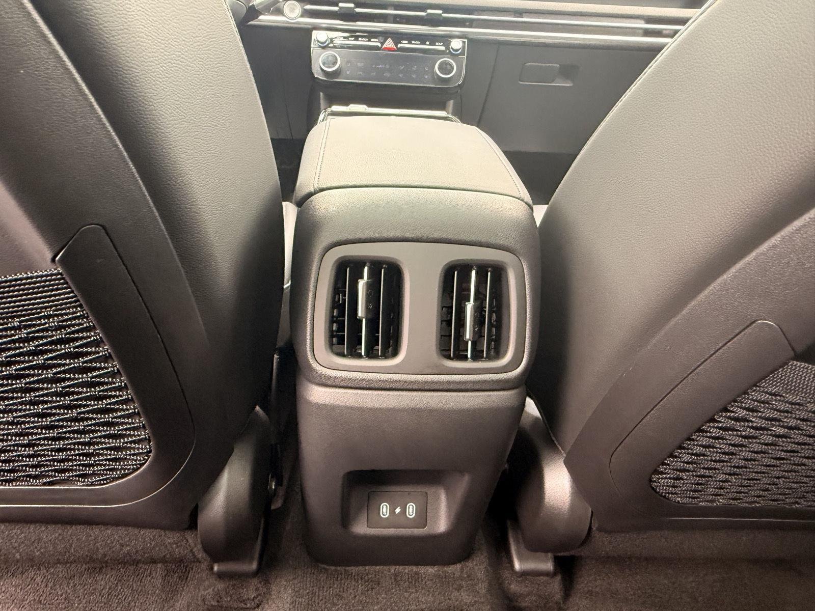 2025 Hyundai Tucson Limited - Photo 22
