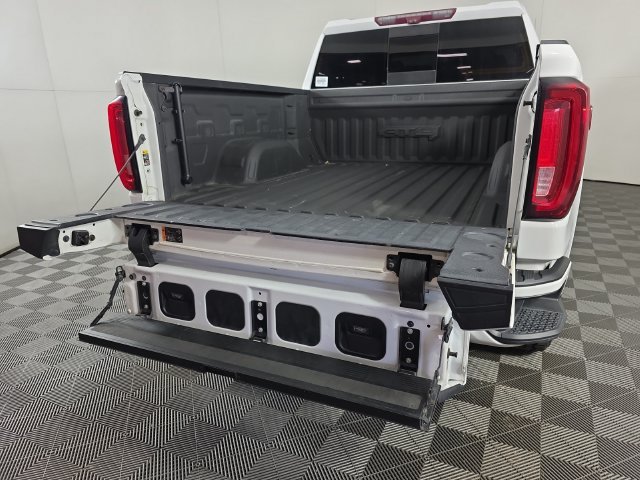 Used 2021 SUMMIT WHITE GMC AT4 image 14