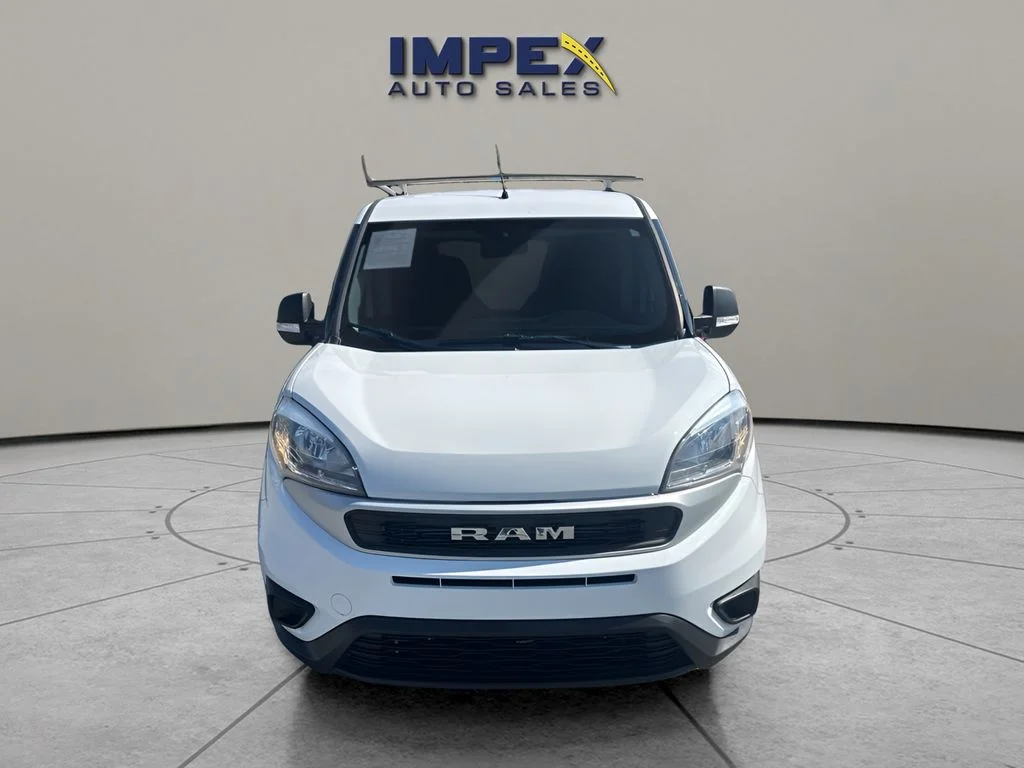 Used 2022 White Ram Base image 8