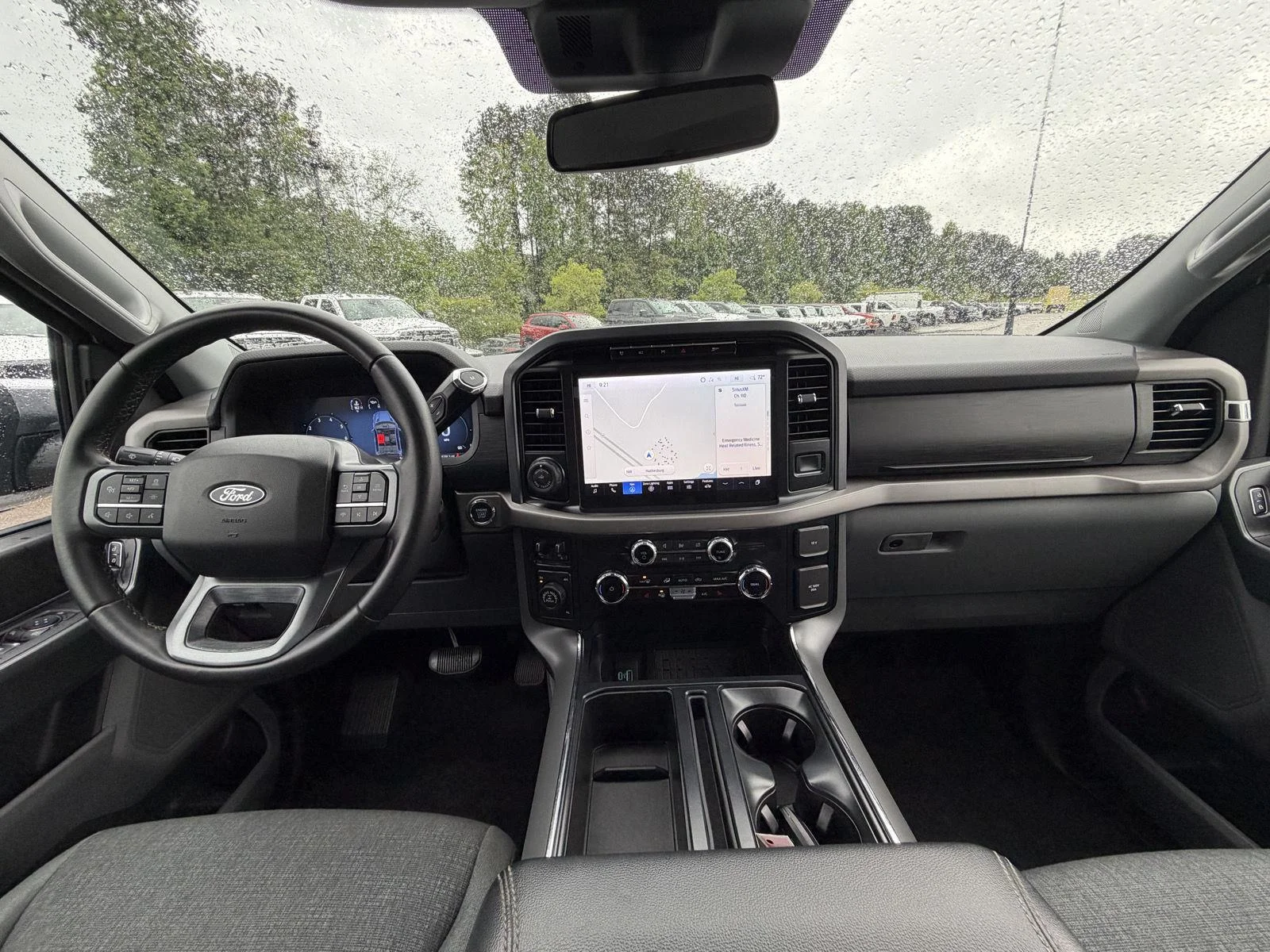 Used 2024 Iconic Silver Ford XLT image 7