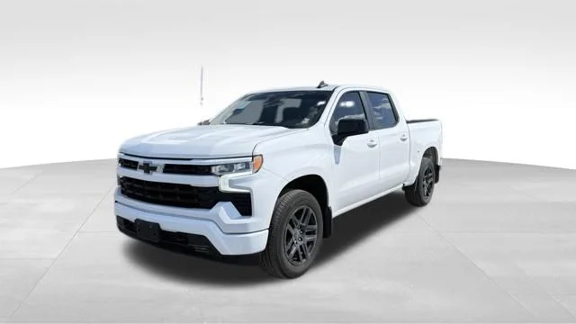 Used 2023 White Chevrolet RST image 3