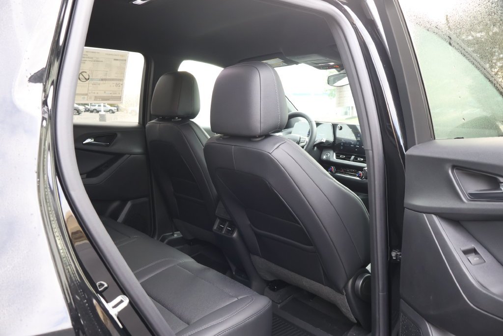 2027 Chevrolet Equinox LT - Photo 40