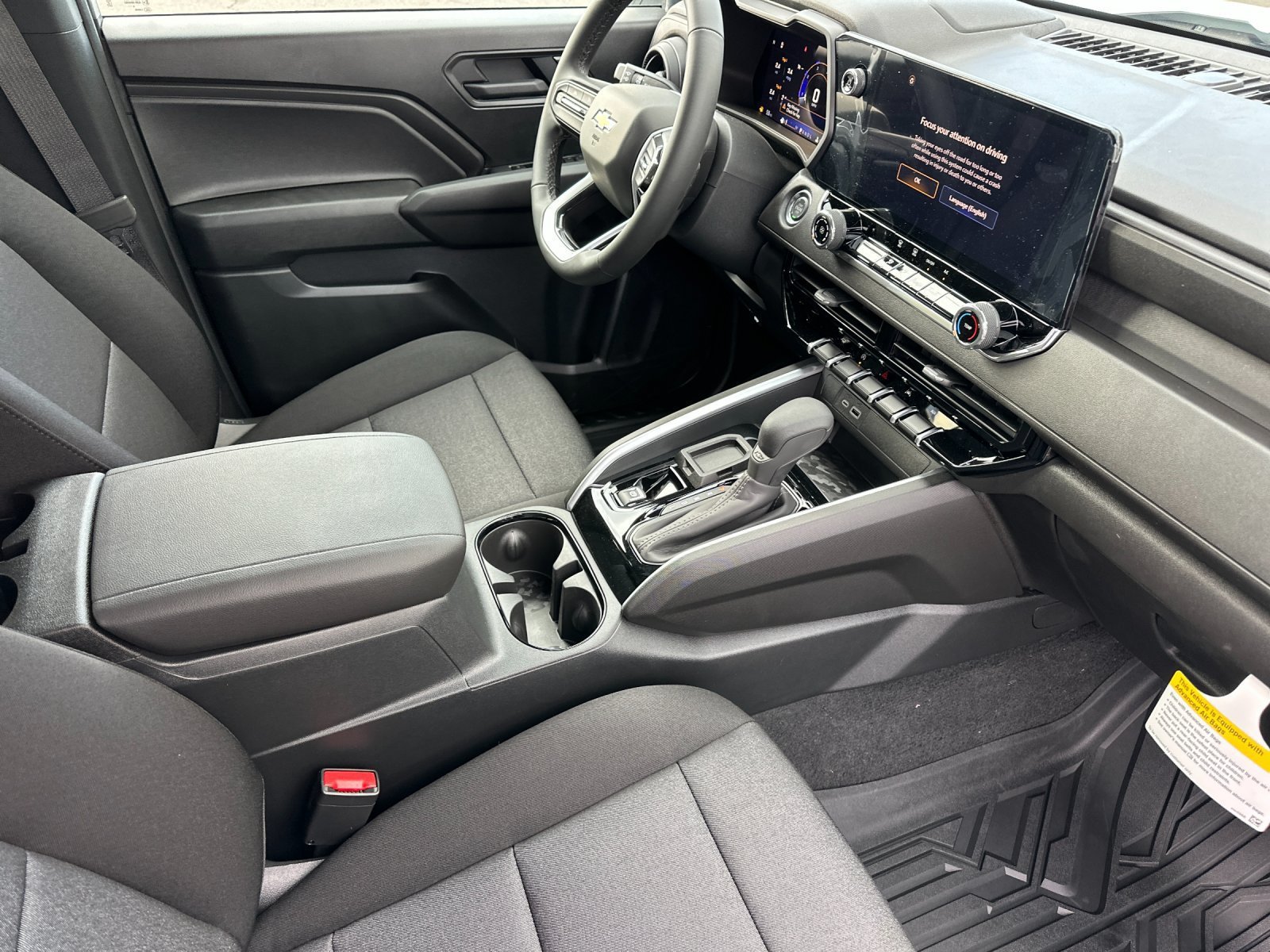 2026 Chevrolet Colorado WT view 14
