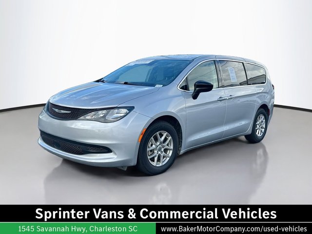2024 Chrysler Voyager LX