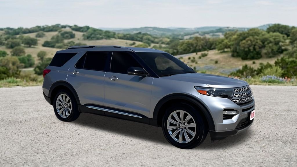 2021 Ford Explorer Limited RWD's photo