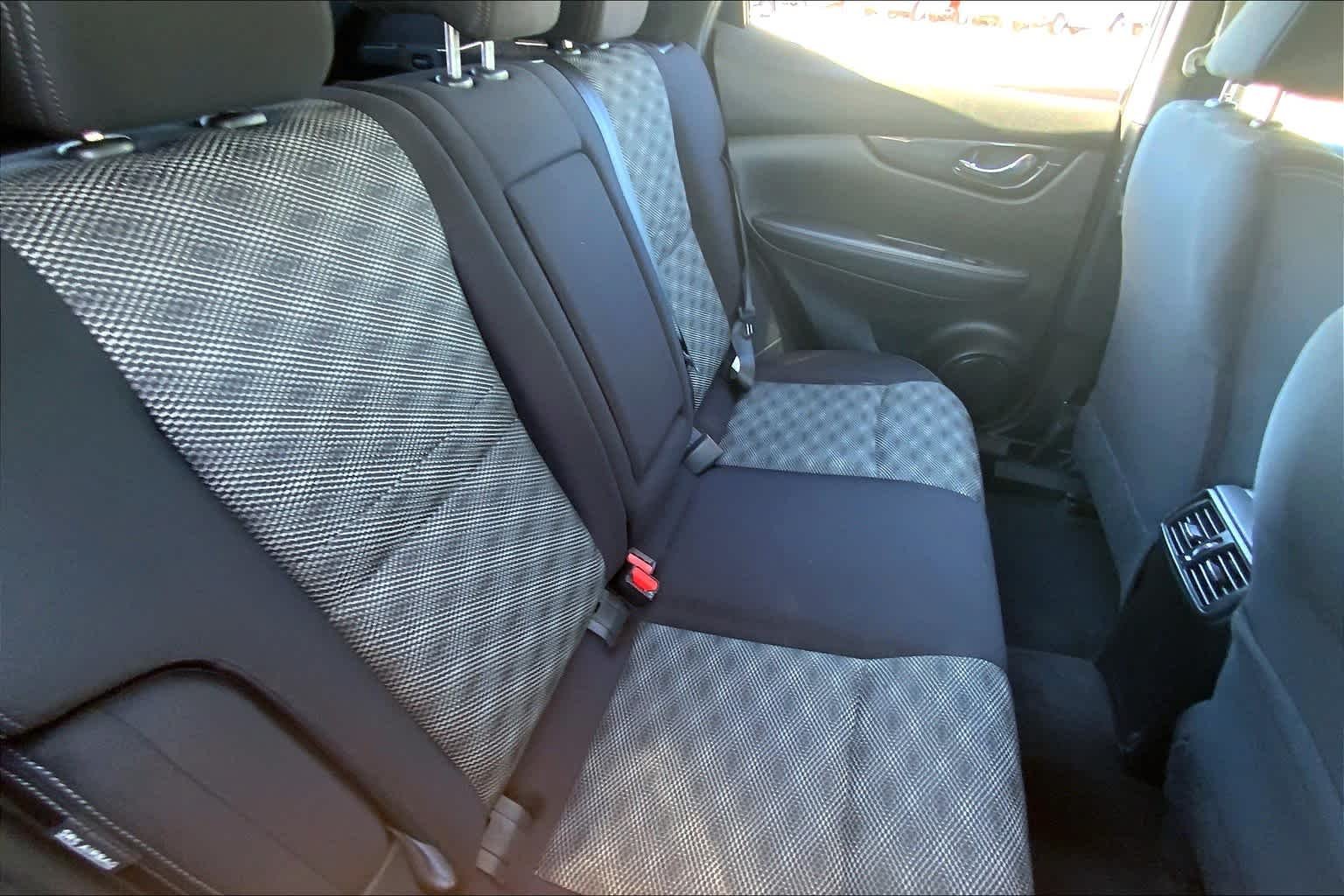 Used 2020 Magnetic Black Pearl Nissan SV image 19