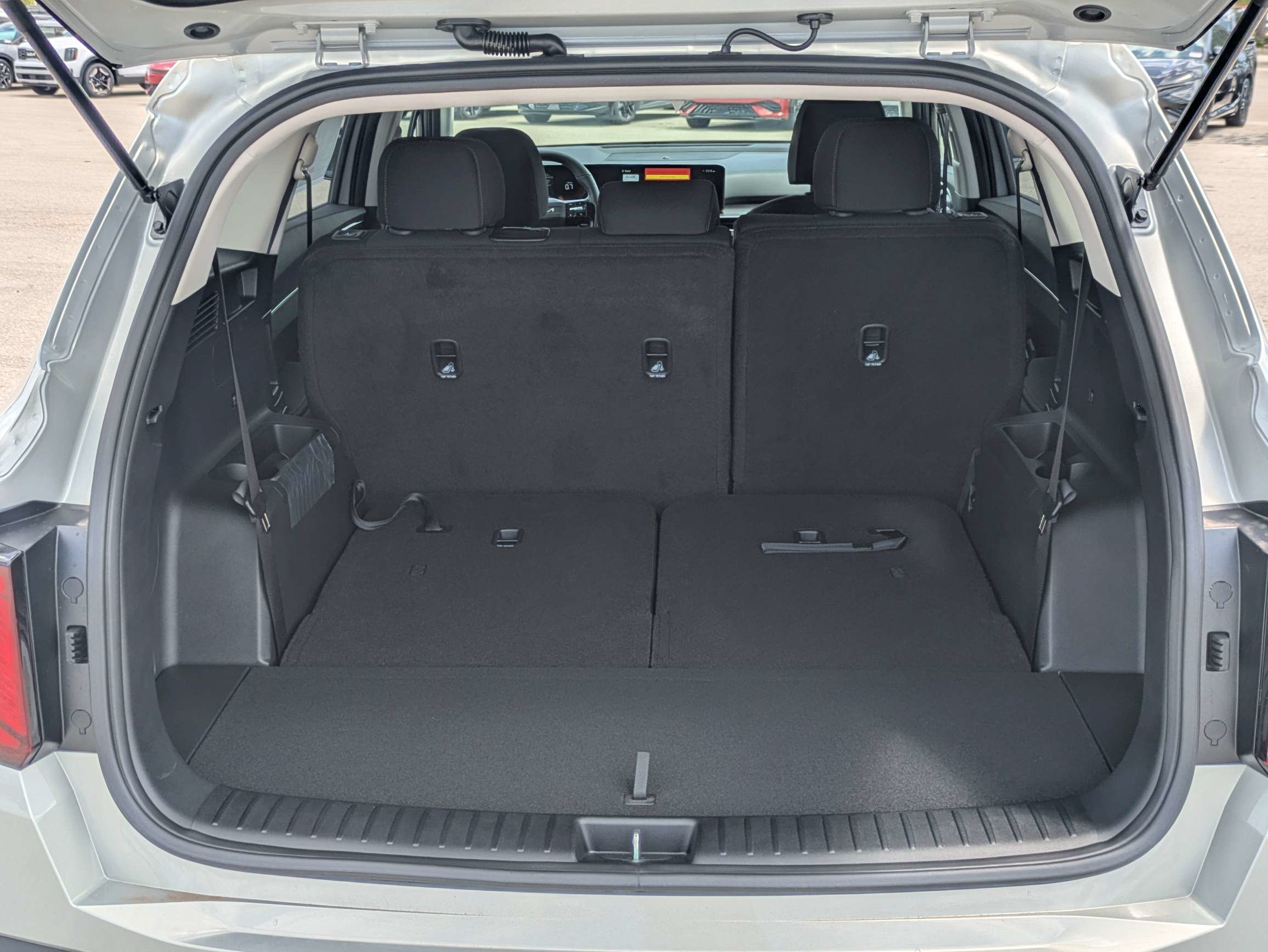 New 2026 Ivory Silver Kia LX image 14