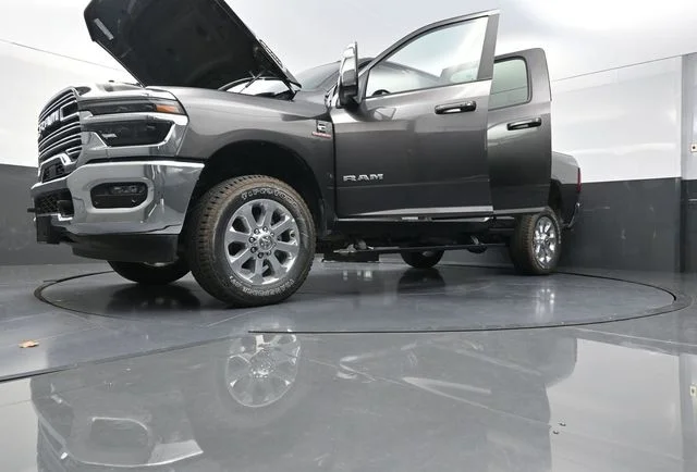 2026 RAM 2500 Laramie - Photo 32