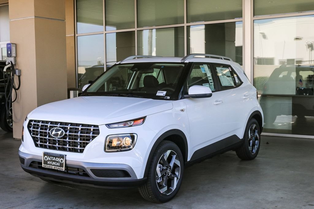 New 2026 White Hyundai SEL image 4