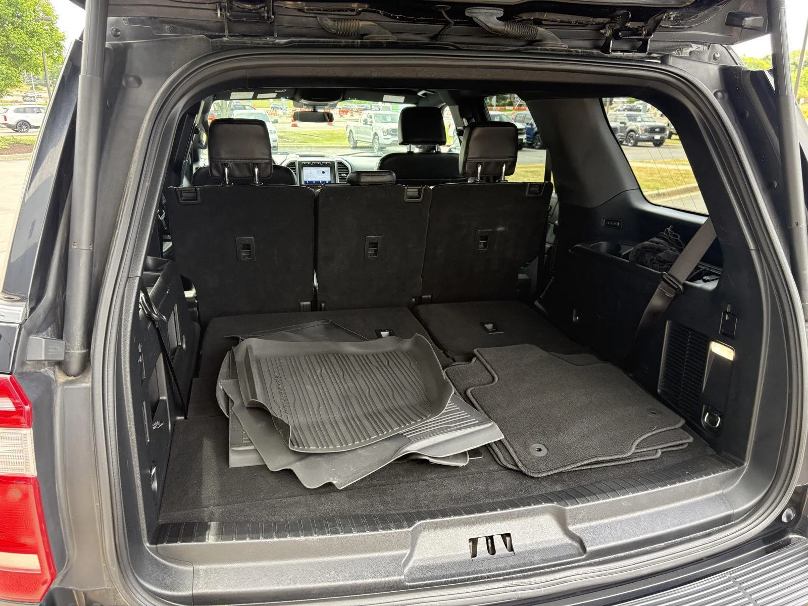 Used 2021 Agate Black Ford XLT image 20