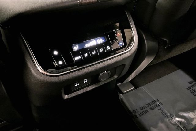 New 2026 Aspen White Tricoat Nissan SL image 23