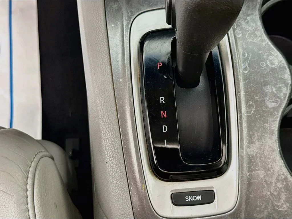Used 2016 Silver Honda EX-L image 20