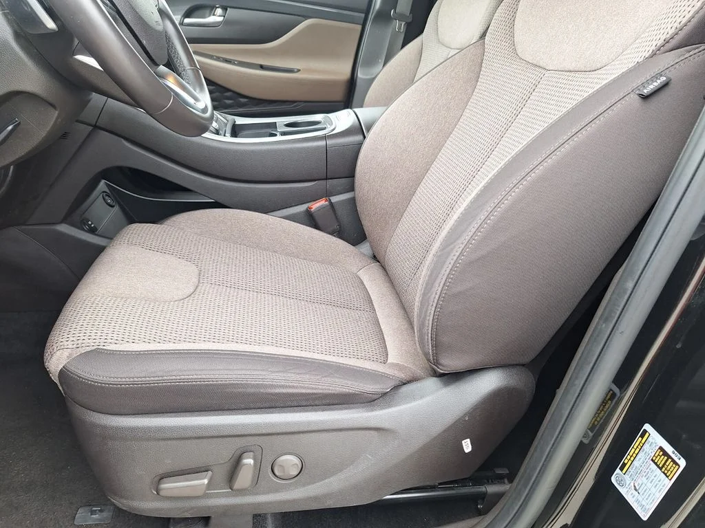 Used 2023 Black Hyundai SEL Convenience image 10