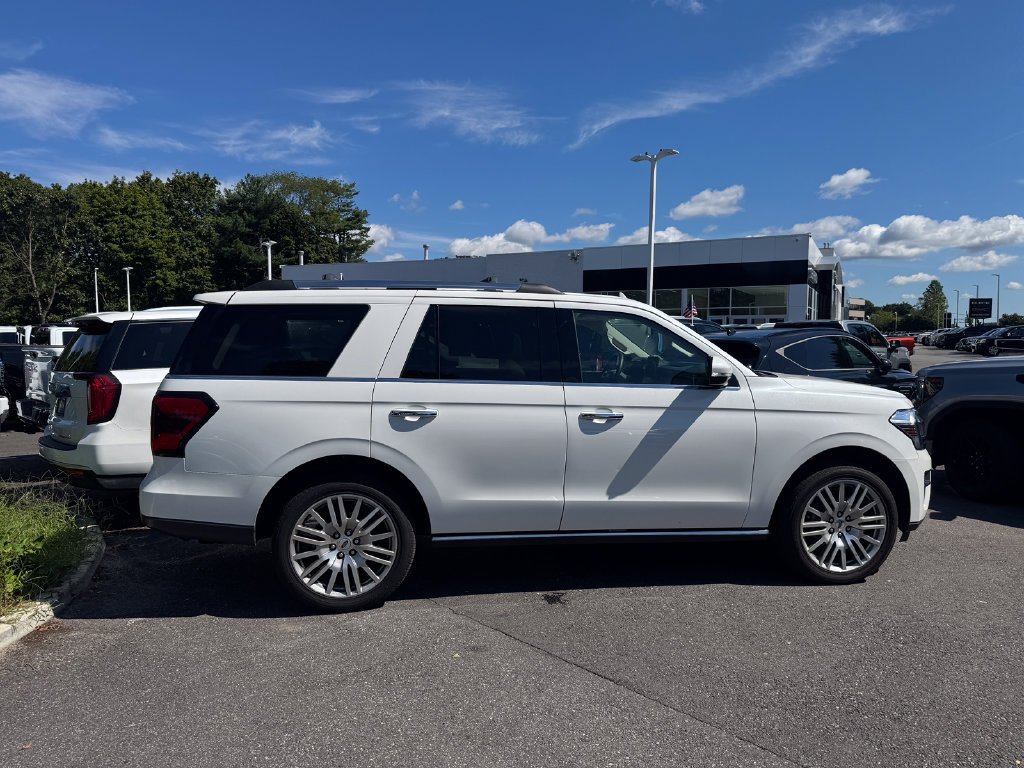 Used 2024 White Ford Limited image 3