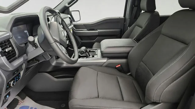 New 2026 Carbonized Gray Metallic Ford XLT image 35