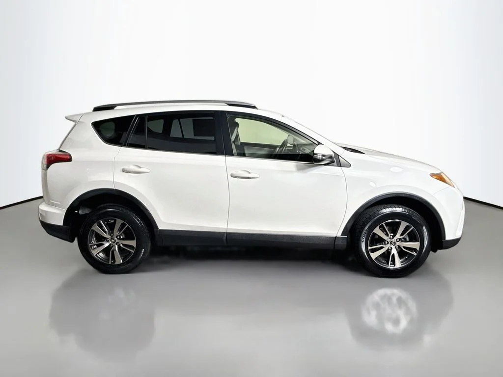 Certified Used 2018 Super White Toyota XLE image 8