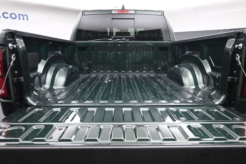 New 2026 Serrano-Green Metallic Exterior Paint RAM Laramie image 11
