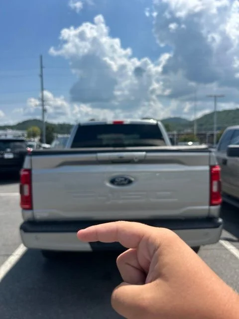 Used 2021 Silver Ford XLT image 3