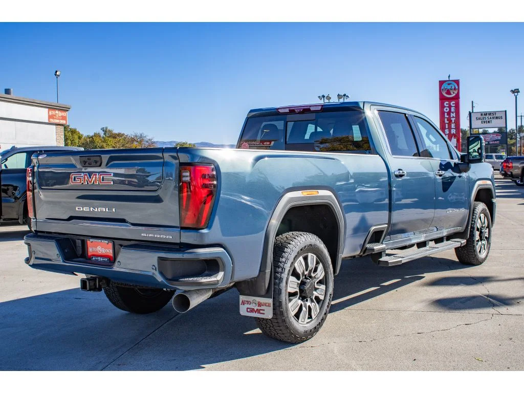 2026 GMC Sierra 3500HD Denali - Photo 7