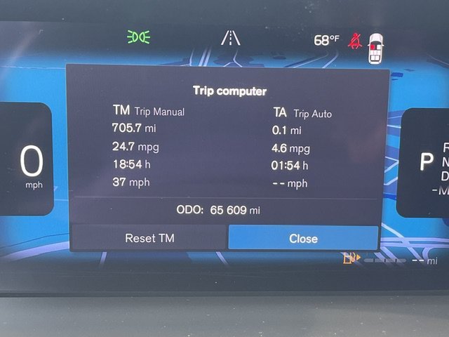 Used 2023 Black Volvo Plus image 21