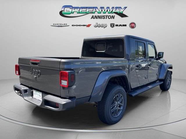 New 2026 Granite Crystal Metallic Clearcoat Jeep Sport S image 7