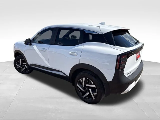 Used 2025 White Nissan SV image 6