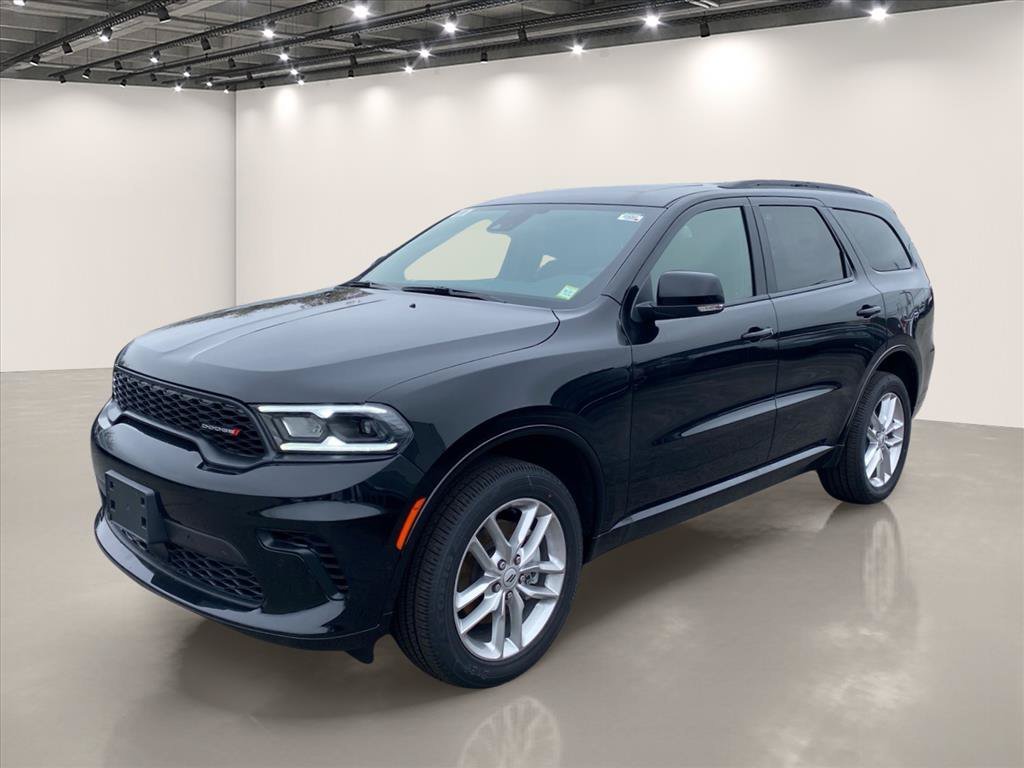 New 2026 Diamond Black Clear-Coat Exterior Paint Dodge GT Plus image 2