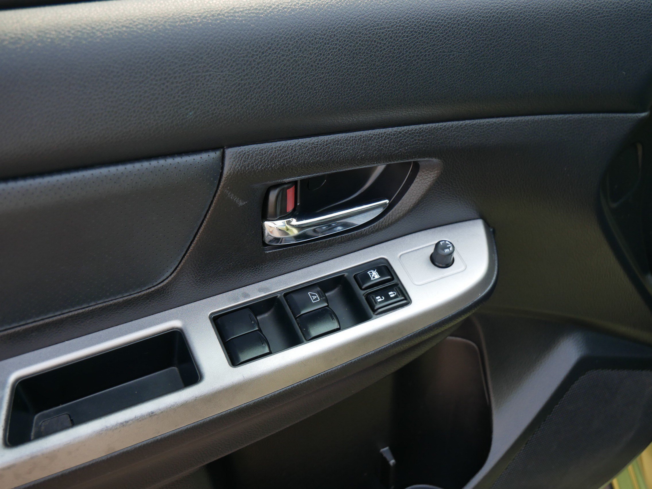 Used 2014 Plasma Green Subaru Touring image 20