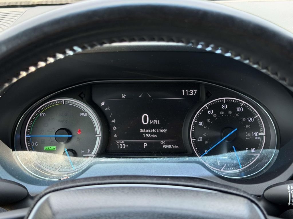 Used 2021 Red Toyota XLE image 11