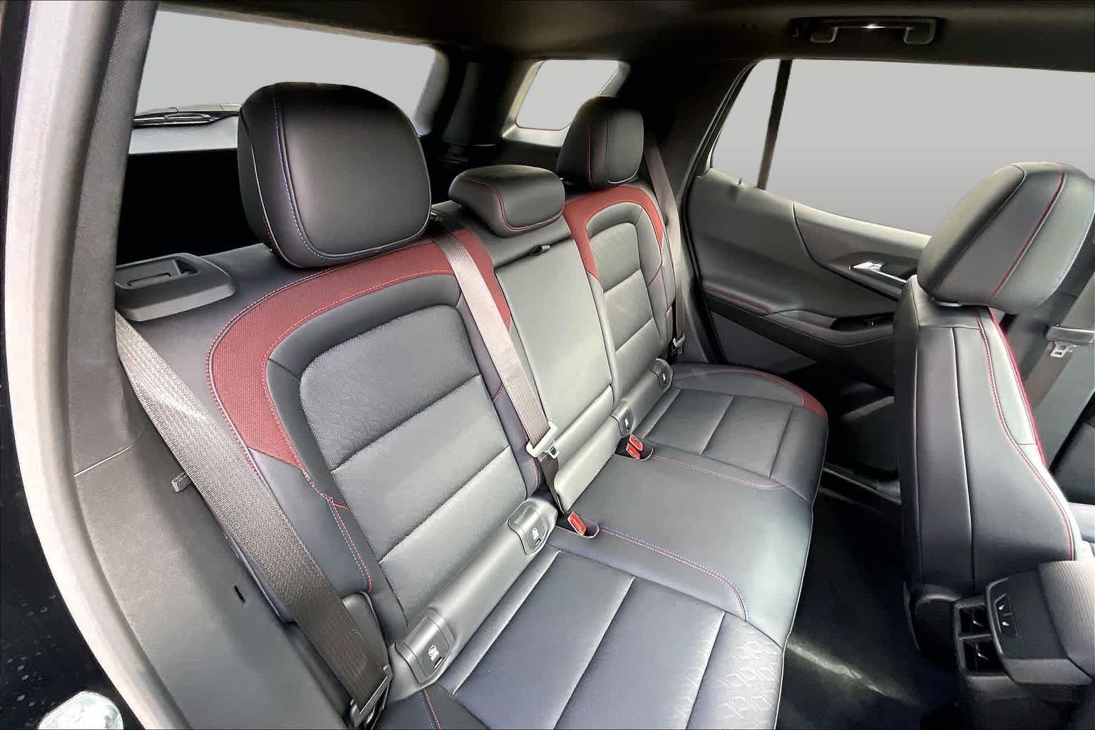 Used 2025 Mosaic Black Metallic Chevrolet AWD RS image 20