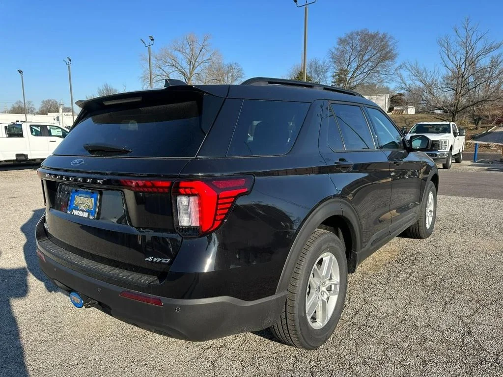 New 2026 Agate Black Metallic Ford Active image 3