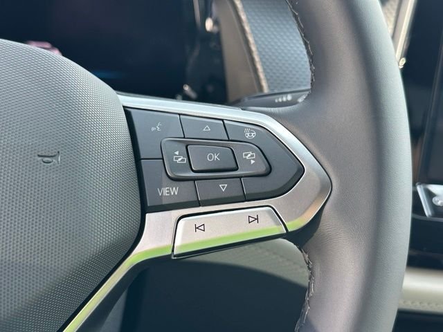 New 2026 Avocado Green Pearl Volkswagen 2.0T SEL Premium R-Line image 40