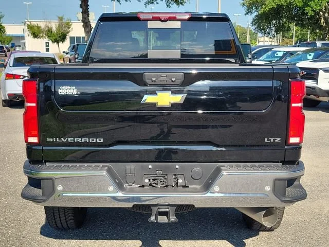 2025 Chevrolet Silverado 2500HD LTZ - Photo 17