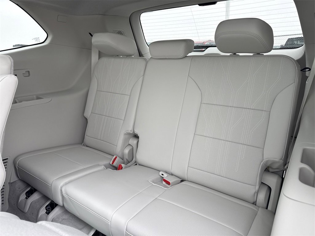 2026 BUICK ENCLAVE - Image 33