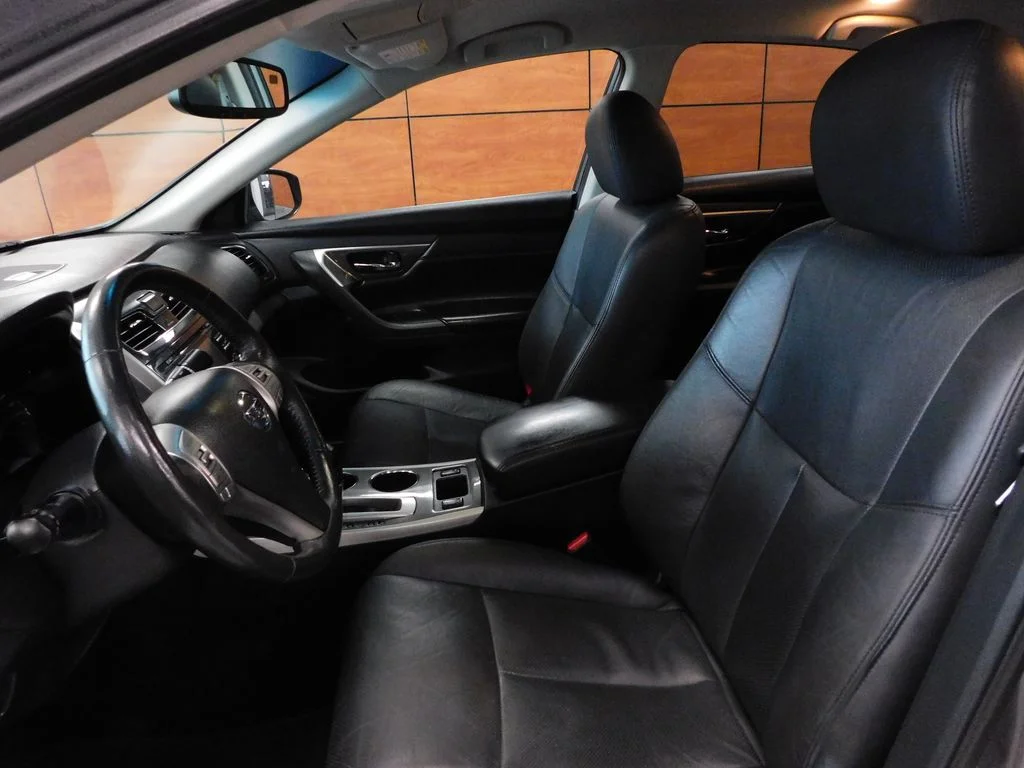 Used 2015 Gun Metallic Nissan 2.5 SL image 15