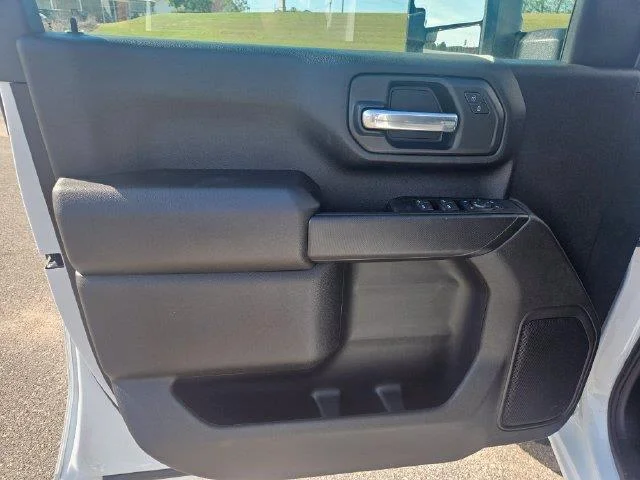 New 2026 Summit White GMC Pro image 10