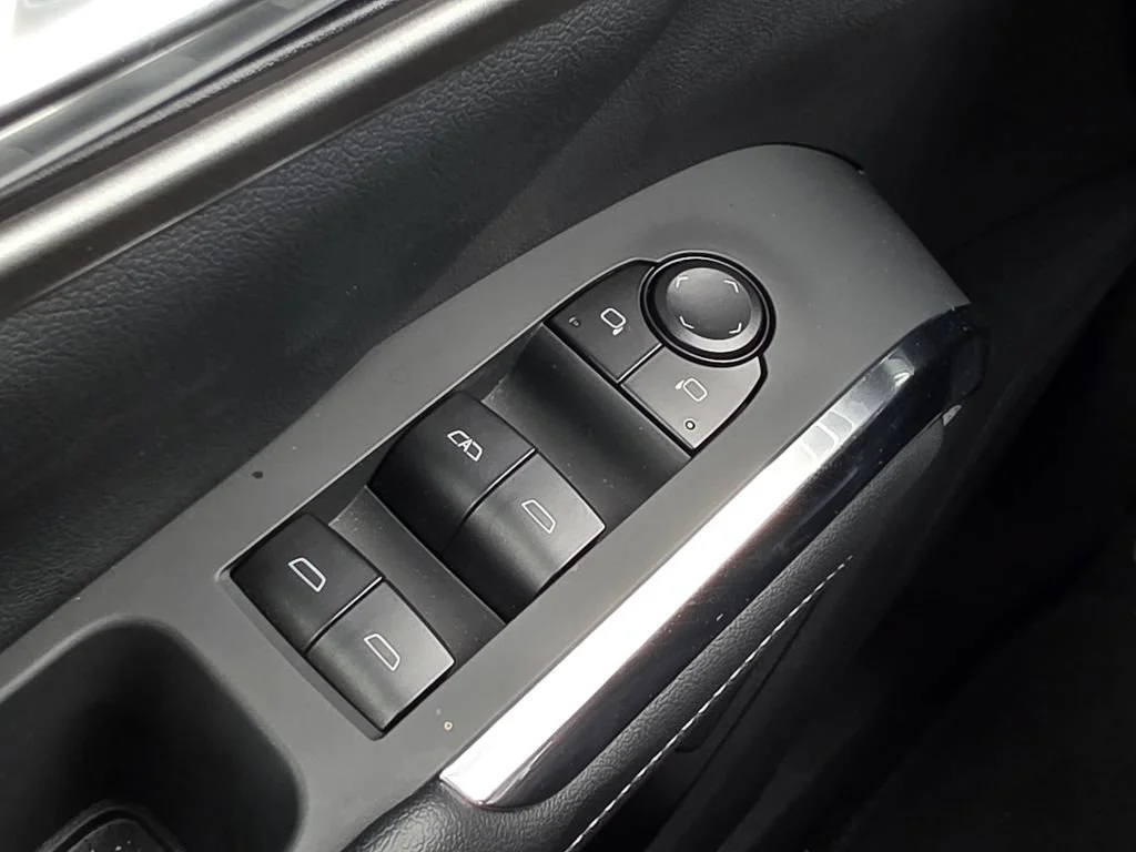 Used 2026 Sterling Gray Metallic Chevrolet LT image 27