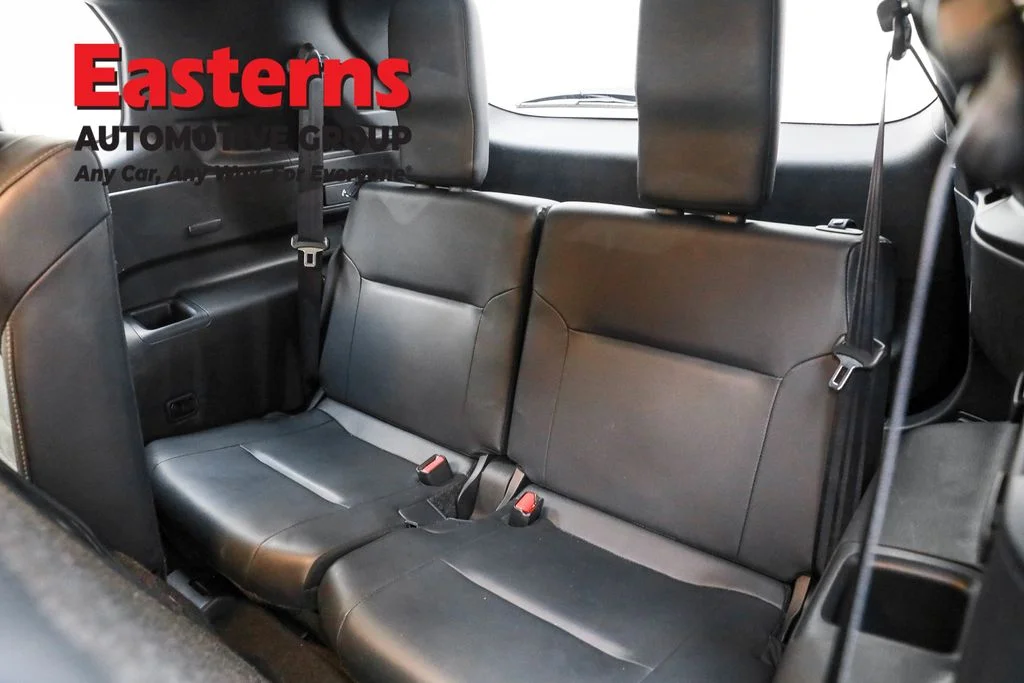 Used 2024 Gray Mitsubishi SE image 33