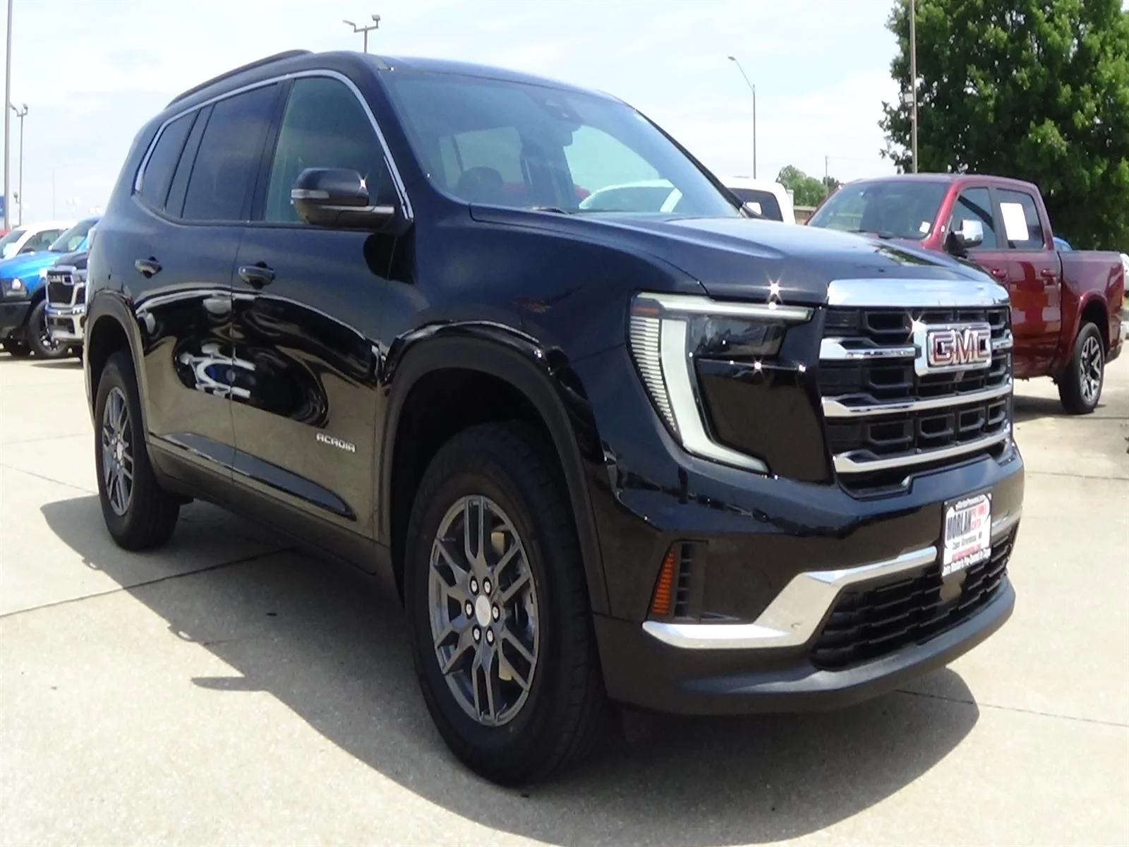 Used 2025 Ebony Twilight Metallic (gb8) GMC Elevation image 4