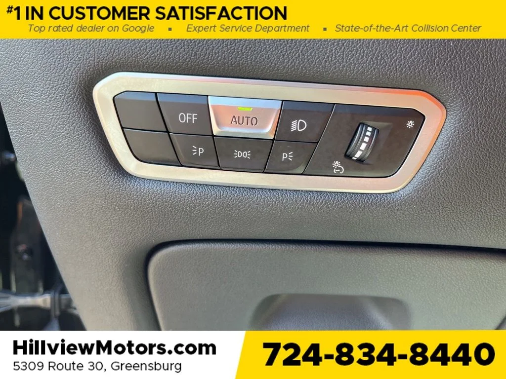 Certified Used 2022 Black Sapphire Metallic BMW xDrive40i image 22