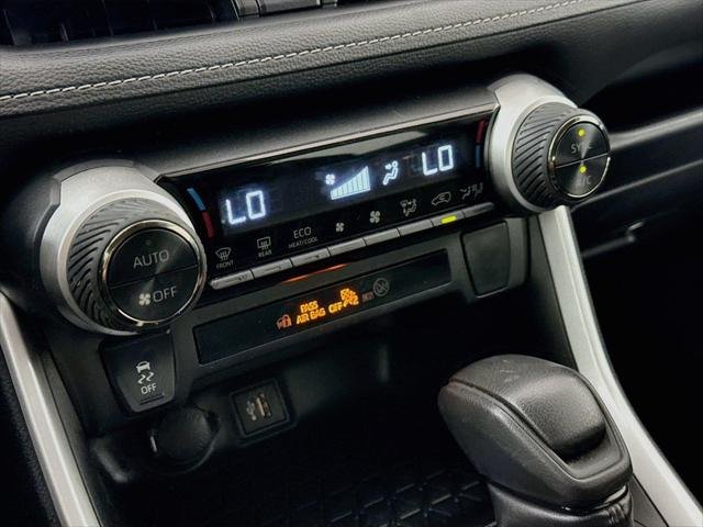 Certified Used 2025 ATTITUDE BLACK MC. Toyota  image 23