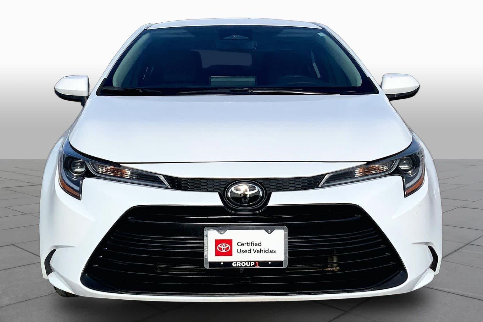 Used 2024 Ice Cap Toyota LE image 4
