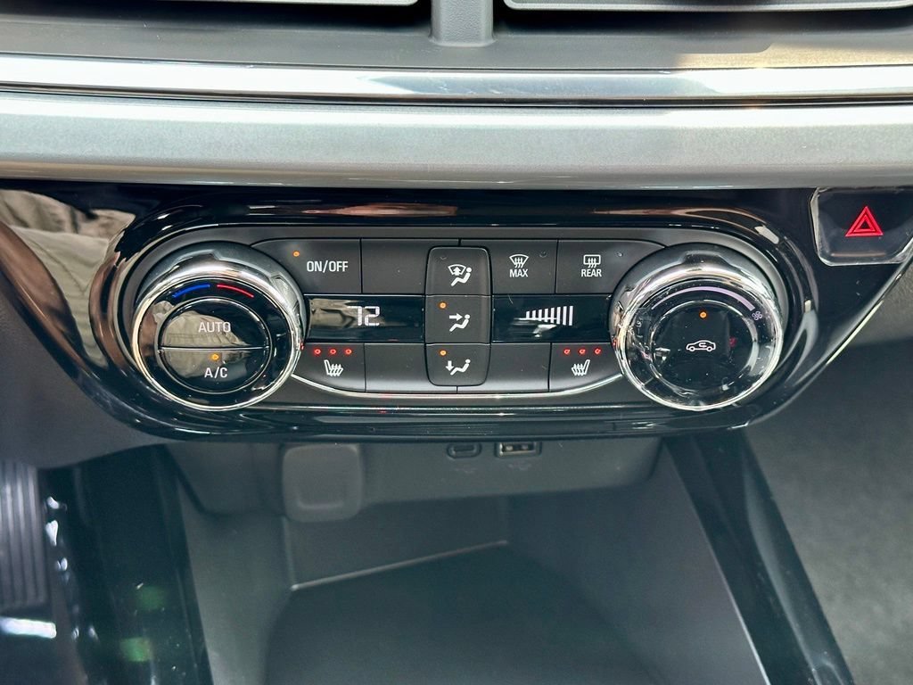 New 2026 Mosaic Black Metallic Chevrolet LT image 25