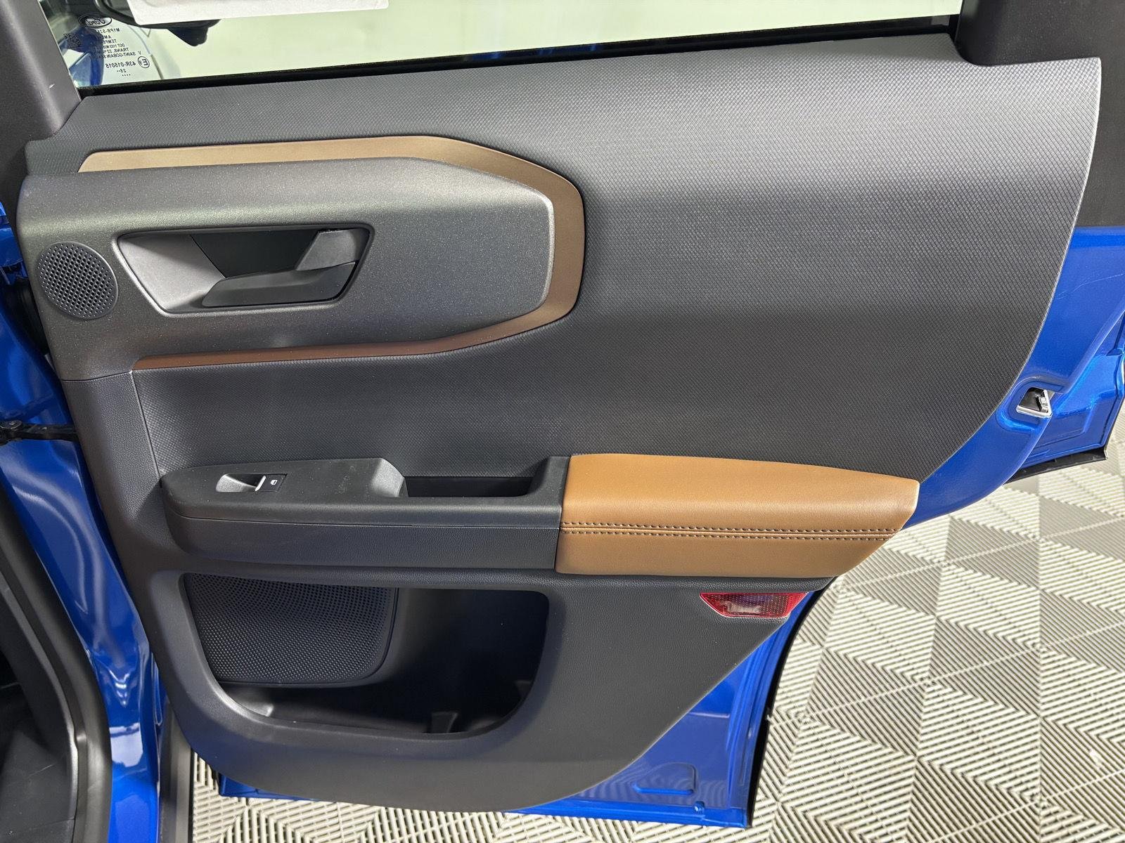 New 2025 Velocity Blue Metallic Ford Outer Banks® image 69